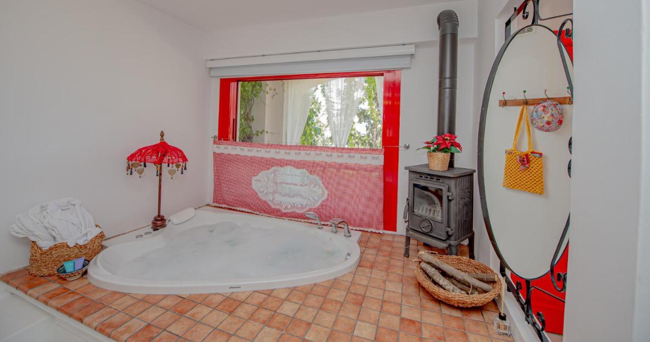 Villa Taraca Alacati Romantik Otel (Adults Only) Екстериор снимка