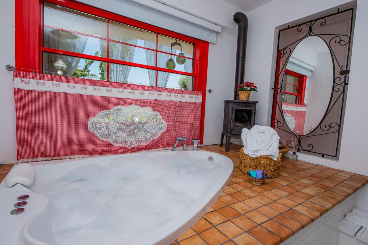 Villa Taraca Alacati Romantik Otel (Adults Only) Екстериор снимка