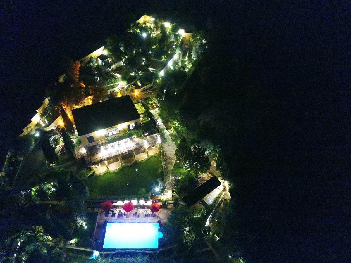 Villa Taraca Alacati Romantik Otel (Adults Only) Екстериор снимка